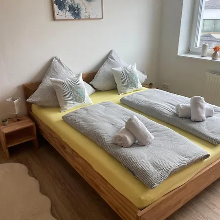 Am Fleurystr, New, Komfortabel, Zentral In Amberg!!!
